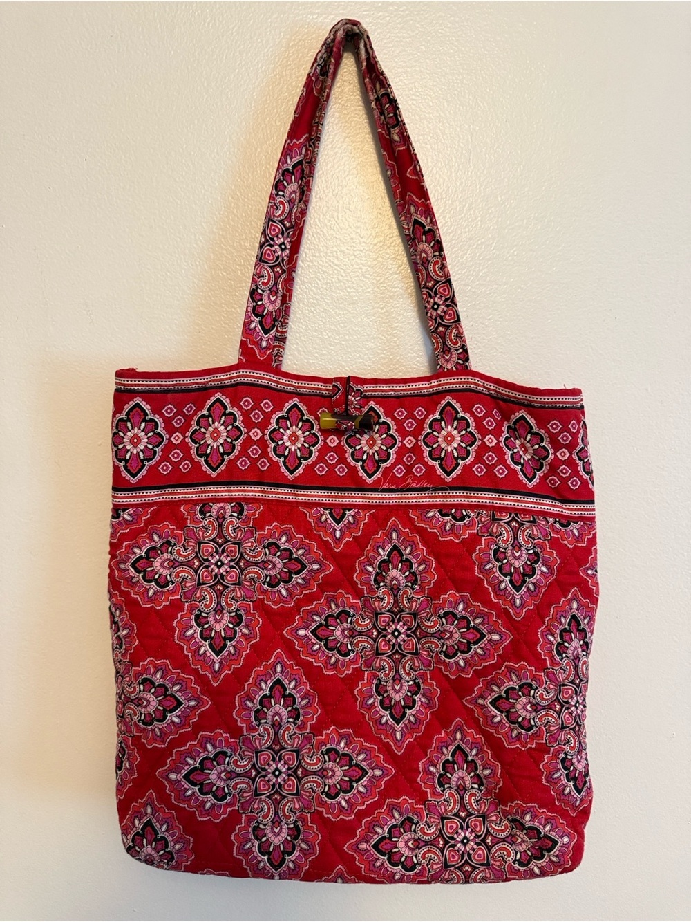 Vera Bradley Retired “Frankley Scarlet” red pattern tote